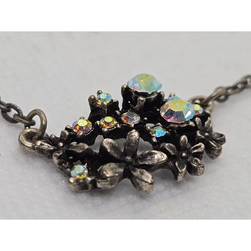 Vtg Rhinestone Flower Iridescent   Crystal‎ Pendant Chain Necklace Silver Tone